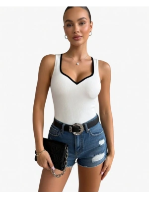 Kadın Beyaz Kalp Yaka Siyah Biyeli Kaşkorse Bluz Atlet