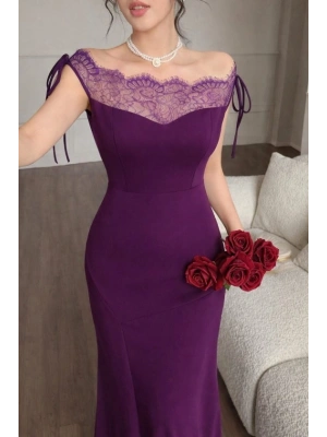 Kadın Göğüs Ve Yakası Dantel Detaylı Kayık Yaka Görünümlü Uzun Ithal Krep Elbise