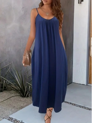 Kadın Ip Askılı Geniş V Yakalı Viskon Elbise