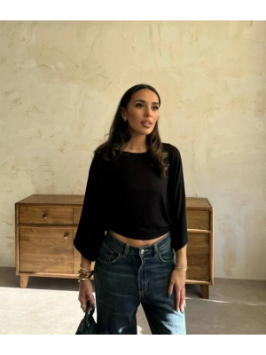 Kadın Kayık Yaka Yarasa Kol Dökümlü Kısa Bluz