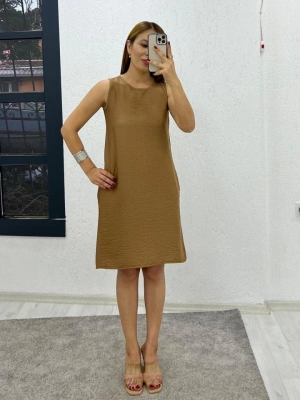 Kadın Keten Kumaş Cep Detaylı Sıfır Kol Elbise