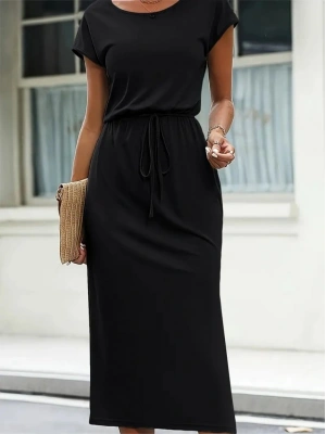 Kadın Kısa Kollu Bisiklet Yaka Belden Kuşaklı Yandan Yırtmaçlı Maksi Elbise