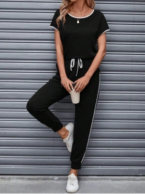 Kadın Kısa Kollu Kayık Yaka Viskon Iki Iplik Bluz Ve Bağcıklı Pantolon Ikili Takım