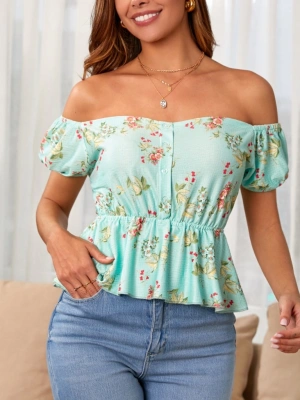 Kadın Kısa Kollu Madonna Yaka çiçek Desenli Düğme Detay Gipeli üprem Kumaş Bluz