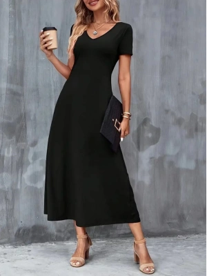 Kadın Kısa Kollu V Yakalı Cepli Viskon Elbise