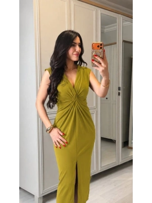 Kadın Kısa Kollu V Yakalı önü Sarmal Detaylı Yırtmaçlı Sandy Midi Elbise
