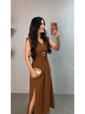Kadın Kısa Kollu Vatkalı önden Tokalı Yandan Yırtmaçlı Uzun Ithal Krep Elbise
