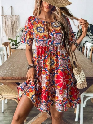 Kadın Kısa Kollu Yakadan Bağcıklı Desenli Fırfırlı Süprem Elbise