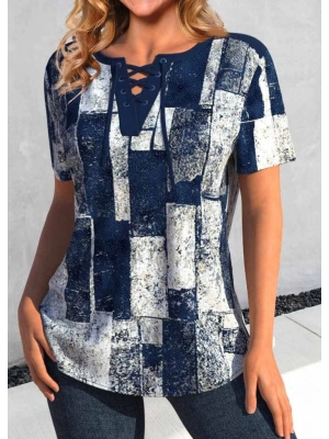 Kadın Kısa Kollu Yakası Bağcıklı Kuş Gözü Detay Süprem Bluz