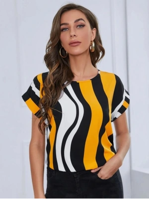 Kadın Kısa Yarasa Kol Bisiklet Yaka Süprem Bluz