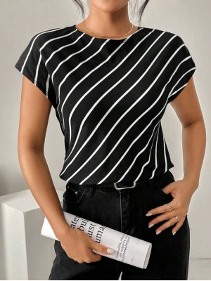 Kadın Kısa Yarasa Kollu Bisiklet Yaka çizgi Desenli Atlas Bluz