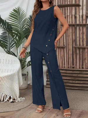 Kadın Kolsuz Düğmeli Asimetrik Detaylı Bürümcük Bluz Ve Pantolon Takım