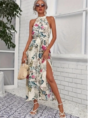 Kadın Omuzlardan Açık Halter Yakalı Yırtmaçlı çiçek Desenli Süprem Elbise