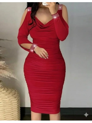 Kadın Omuzlardan Açık Uzun Kollu Taşlı Degaje Yakalı Sandy Midi Elbise