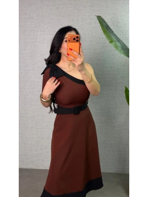 Kadın Tek Omuz Fiyonk Detaylı Midi Boy Elbise