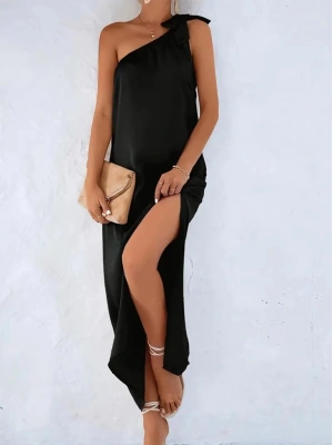 Kadın Tek Omuzdan Askılı Kurdela Detaylı Yırtmaçlı Uzun Janjan Krep Elbise