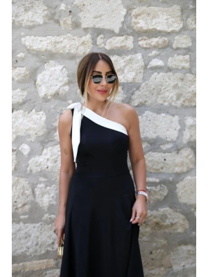 Kadın Tek Omuzu Açık Omuzlardan Kurdela Detaylı çift Renkli Ithal Krep Elbise