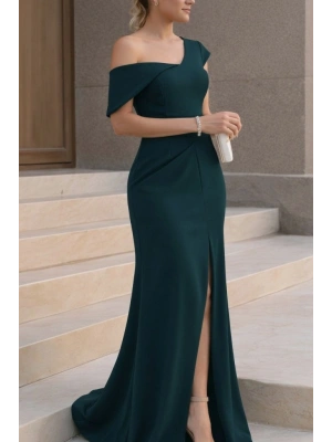 Kadın Tek Omzu Açık Kısa Kollu önden Yırtmaçlı Uzun Ithal Krep Elbise