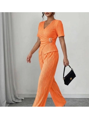 Kadın Toka Detaylı Kruvaze Takım