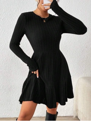 Kadın Uzun Kollu Bisiklet Yaka Kemersiz Eteği Pileli şardonlu Kaşkorse Elbise