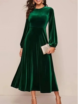 Kadın Uzun Kollu Bisiklet Yaka Midi Kadife Elbise