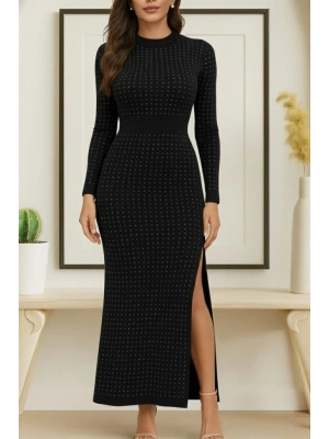 Kadın Uzun Kollu Bisiklet Yaka Taşlı Midi Kadife Elbise