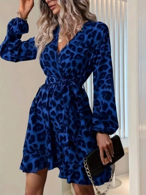 Kadın Uzun Kollu Kruvaze Yaka Belden Kuşaklı çapraz Kesim Detaylı Leopar Modal Mini Elbise