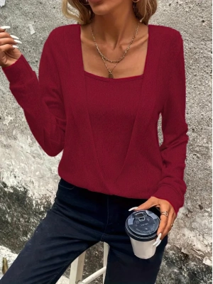 Kadın Uzun Kollu Kruvaze Yaka Kol Ve Etek Ucu Manşet Detay Yumoş Bluz