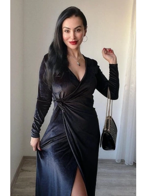 Kadın Uzun Kollu Kruvaze Yaka Yırtmaçlı Kadife Elbise