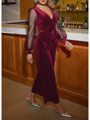 Kadın Uzun Kollu Kruvaze Yakalı Belden Kuşaklı Tül Detaylı Kadife Tulum