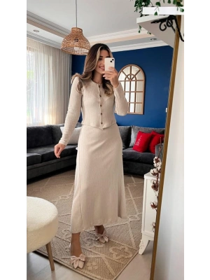 Kadın Uzun Kollu önden Düğmeli Bluz Ve Yüksek Bel A Kesim Uzun Etek şardonlu Kaşkorse Ikili Takım