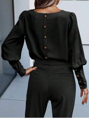 Kadın Uzun Kollu Yuvarlak Yakalı Düğmeli Ithal Krep Bluz