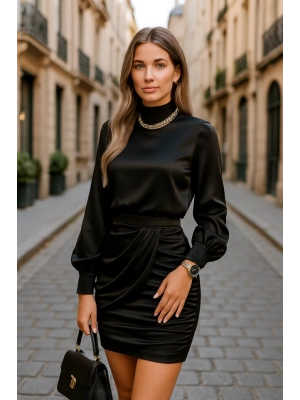 Kadın Yarım Balıkçı Yaka Vatka Ve Büzgü Detay ini Elbise