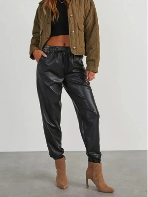 Kadın Yüksek Bel Lastikli önü Düğmeli Deri Pantolon