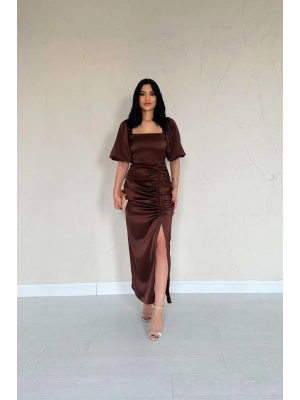 Kahverengi Büzgülü Saten Elbise