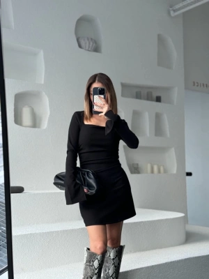 Kare Yaka Mını Boy Fitilli Elbise  Siyah