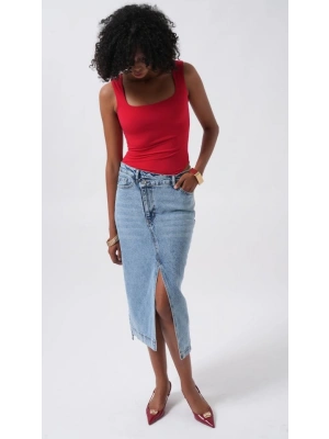 Kare Yaka Kalın Askılı Bodysuit