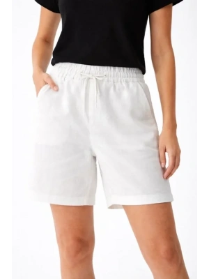 Keten Kumaş Cepli Rahat Kesim Bel astikli Şort  Beyaz