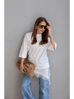 Kısa Kollu Asimetrik Kesim Dantel Güpür Detay Bluz