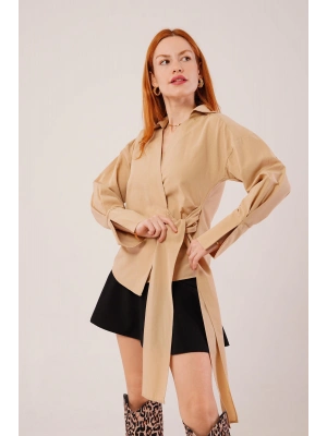 Kruvaze Yaka Yandan Bağlama Detaylı Camel Gömlek