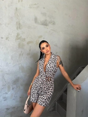 LEOPAR ŞORT TULU CEKET YAKA TOKA DETAYLI  Leopar