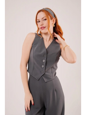 Önü Düğmeli Gri Yelek