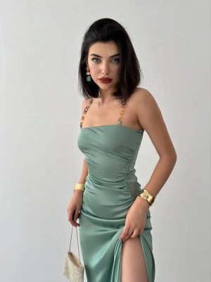 Oxpo Yırtmaç Detaylı Elbise