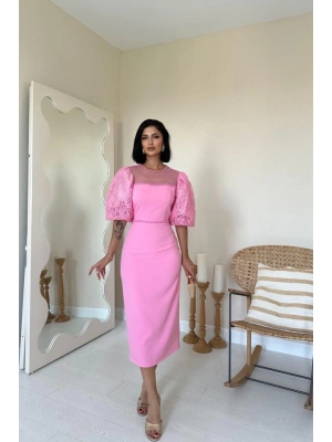 Pembe İncili Tül Detay Elbise