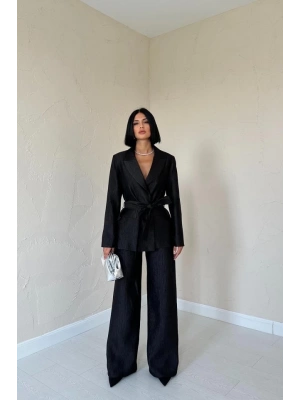 Siyah Beli Kuşaklı Ceket Ve Pantolon Parlak Takım