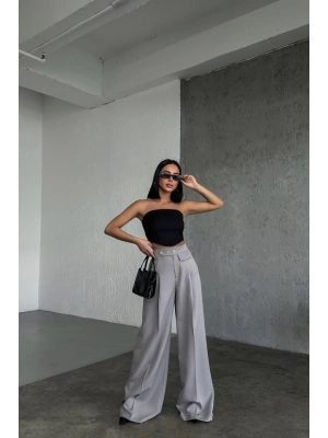 Üç Düğme Detayli Palazzo Pantolon