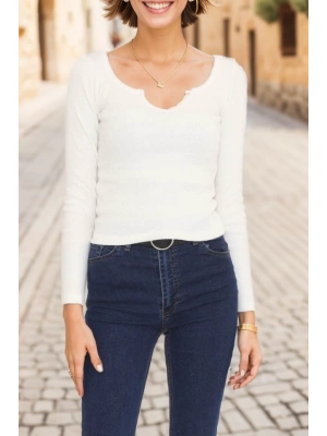 V Yaka Dekolteli Body Ekru