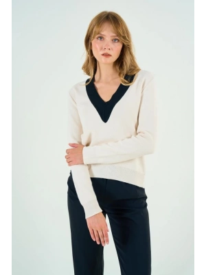 V Yaka Triko Kazak  KremSiyah