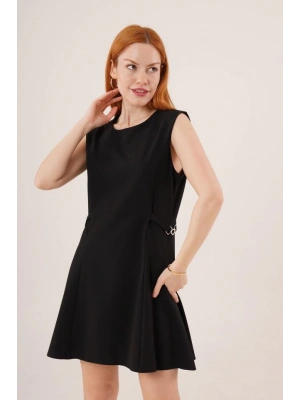 Yanları Zincir Detaylı ıfır Kol iyah ini Elbise