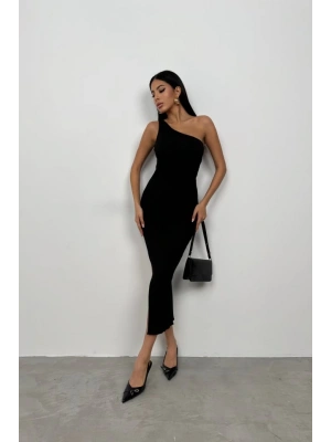 Yırtmaç Detay Tek Omuz Elbise